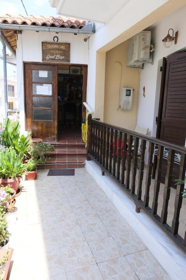 Taxiarchis Apartments Skiathos Chora Extérieur photo