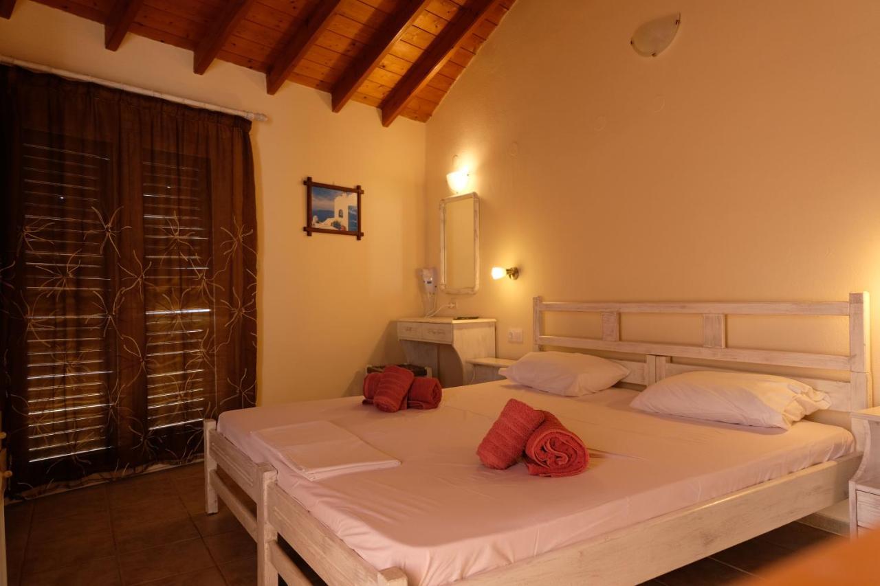 Taxiarchis Apartments Skiathos Chora Extérieur photo
