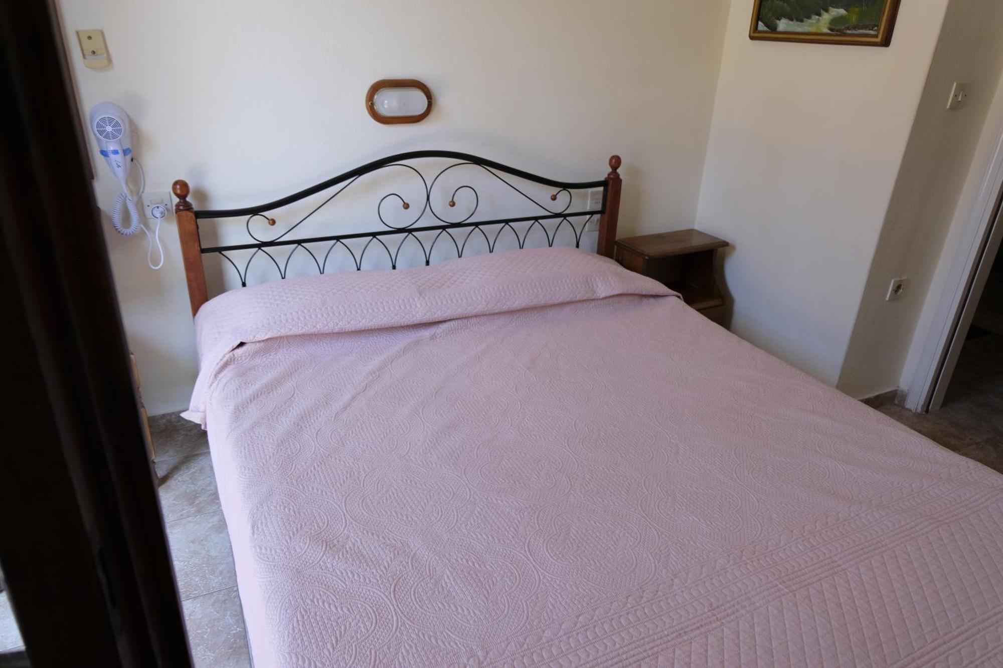 Taxiarchis Apartments Skiathos Chora Chambre photo