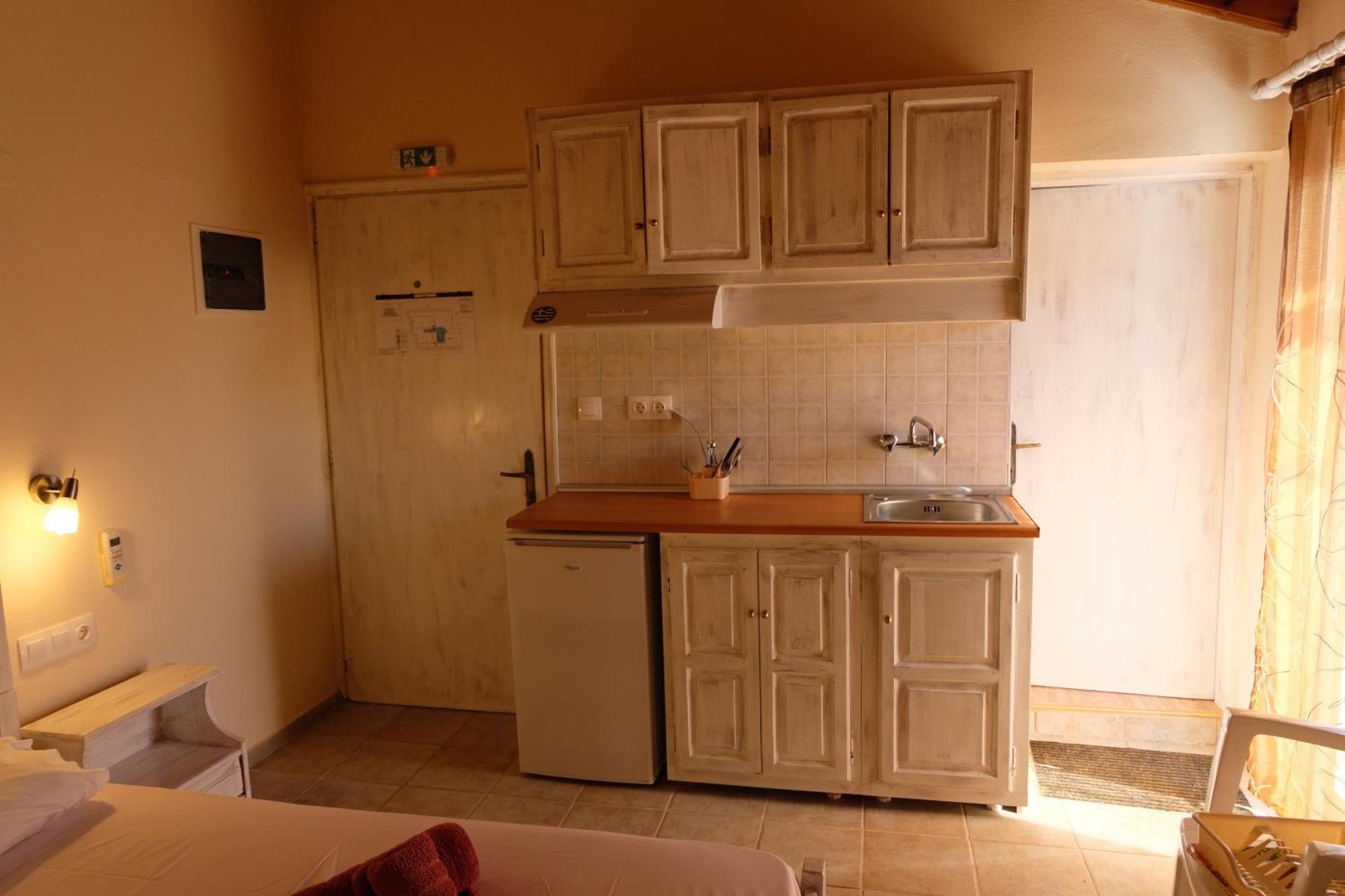 Taxiarchis Apartments Skiathos Chora Chambre photo