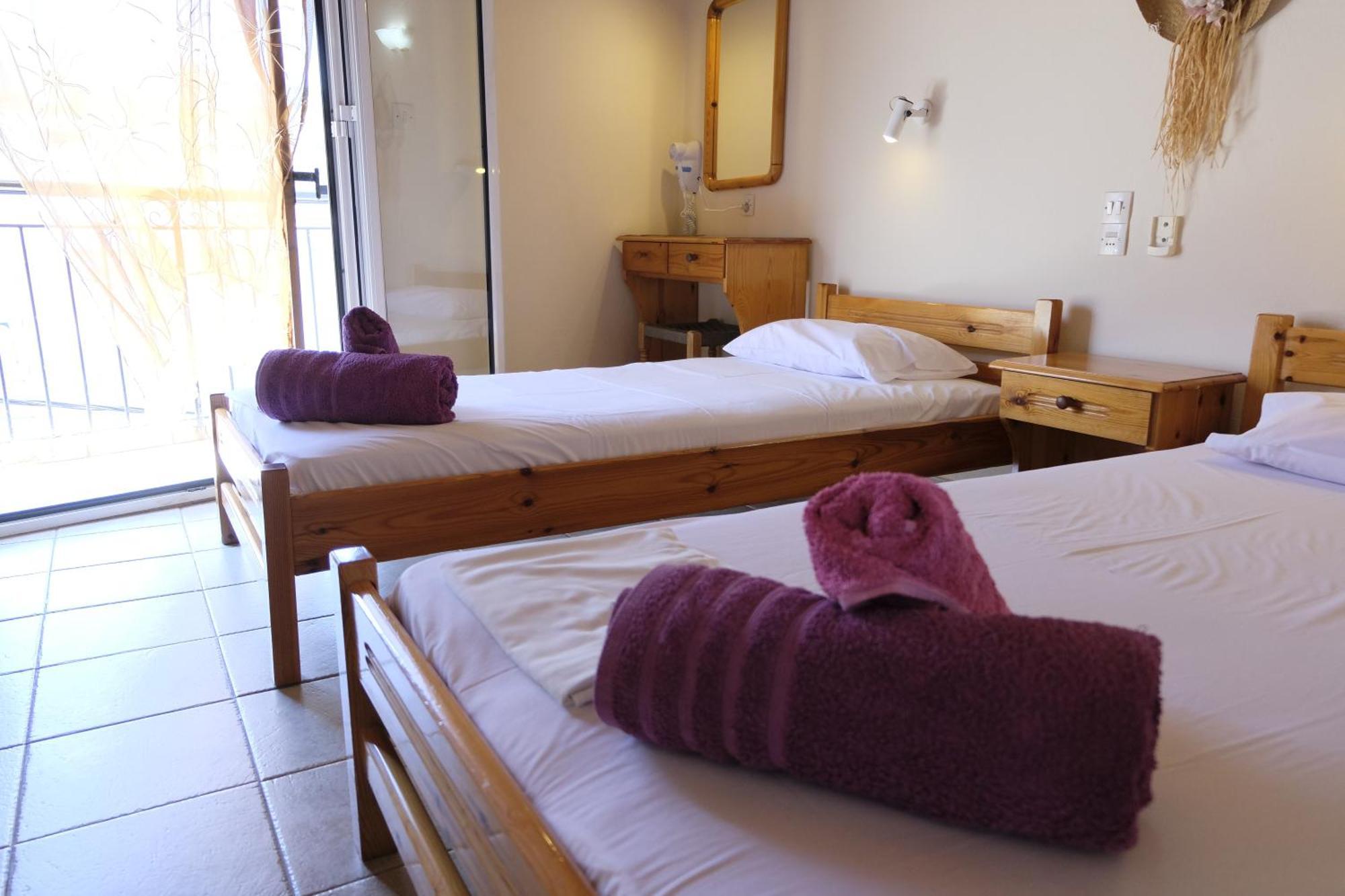 Taxiarchis Apartments Skiathos Chora Chambre photo